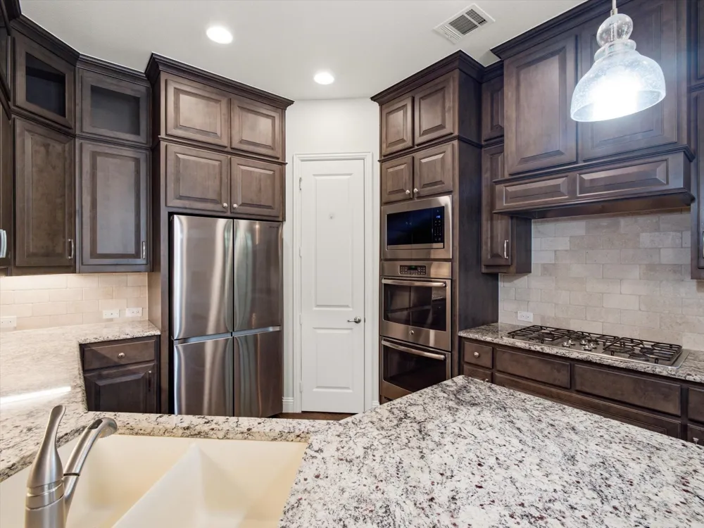 291 Moorland Drive Richardson, TX 75080