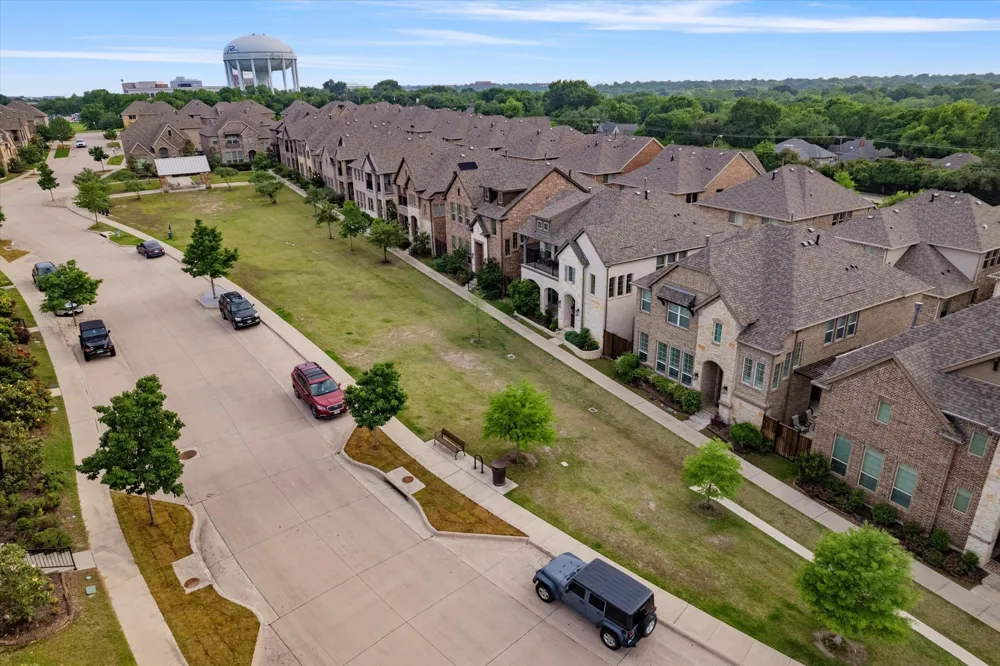 291 Moorland Drive Richardson, TX 75080