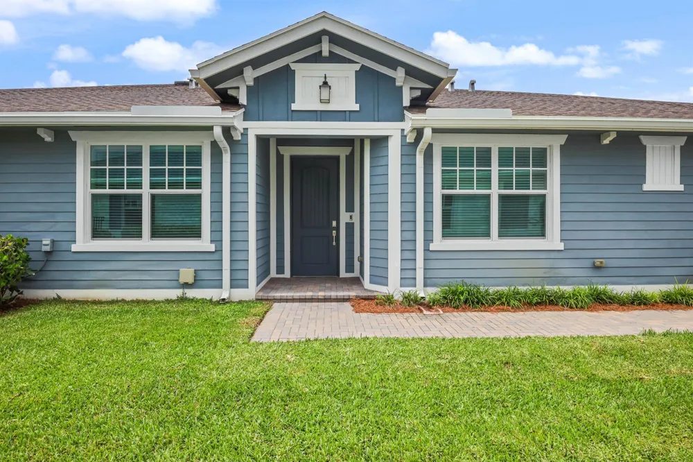 1217 Haywagon Trail Loxahatchee, FL 33470