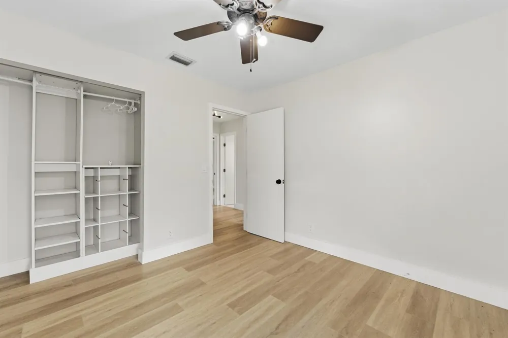1127 NW 9th Street Boynton Beach, FL 33426