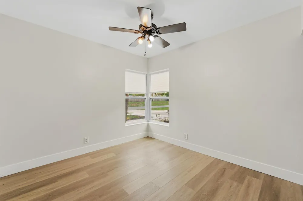 1127 NW 9th Street Boynton Beach, FL 33426