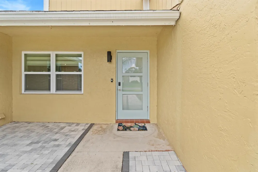 1127 NW 9th Street Boynton Beach, FL 33426