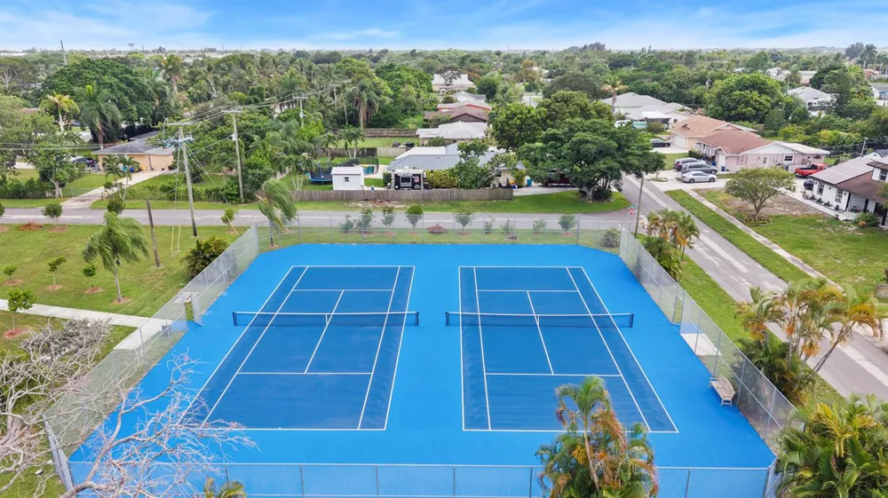 1127 NW 9th Street Boynton Beach, FL 33426