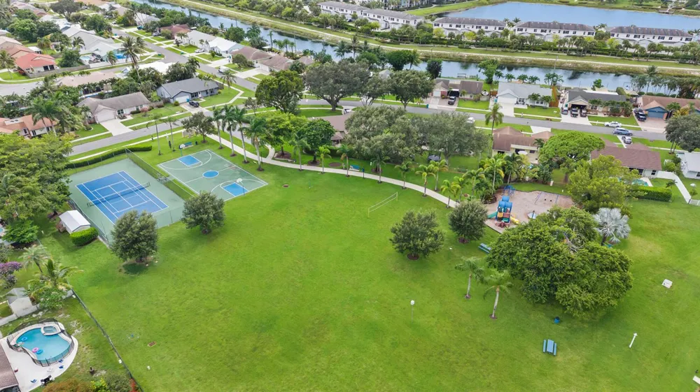 1127 NW 9th Street Boynton Beach, FL 33426
