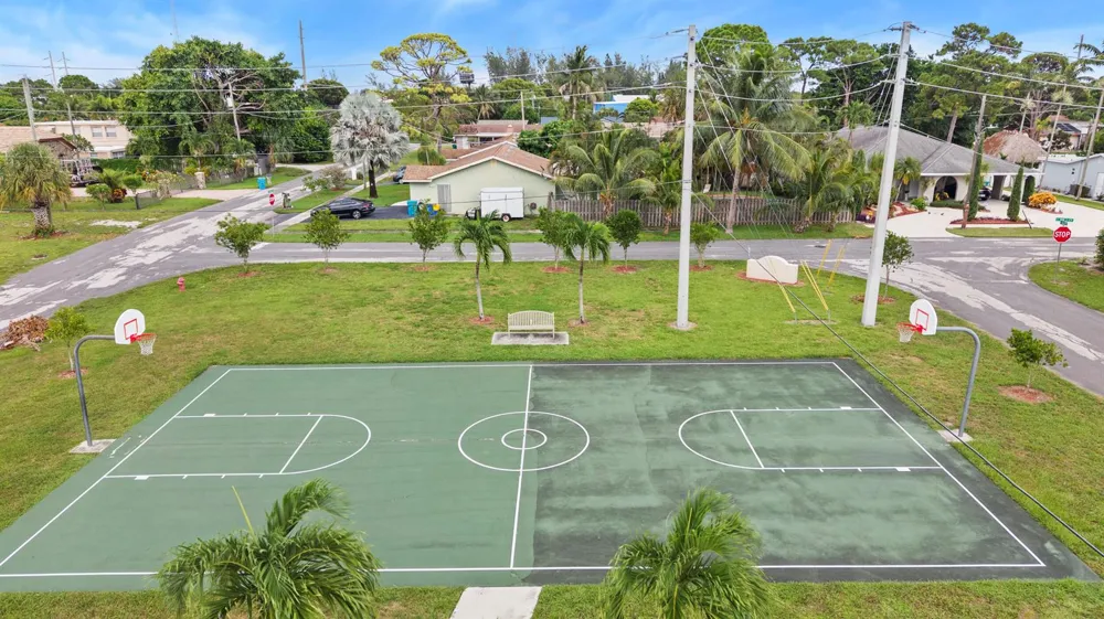 1127 NW 9th Street Boynton Beach, FL 33426
