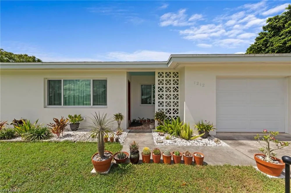 1212 Barnsdale Street Lehigh Acres, FL 33936