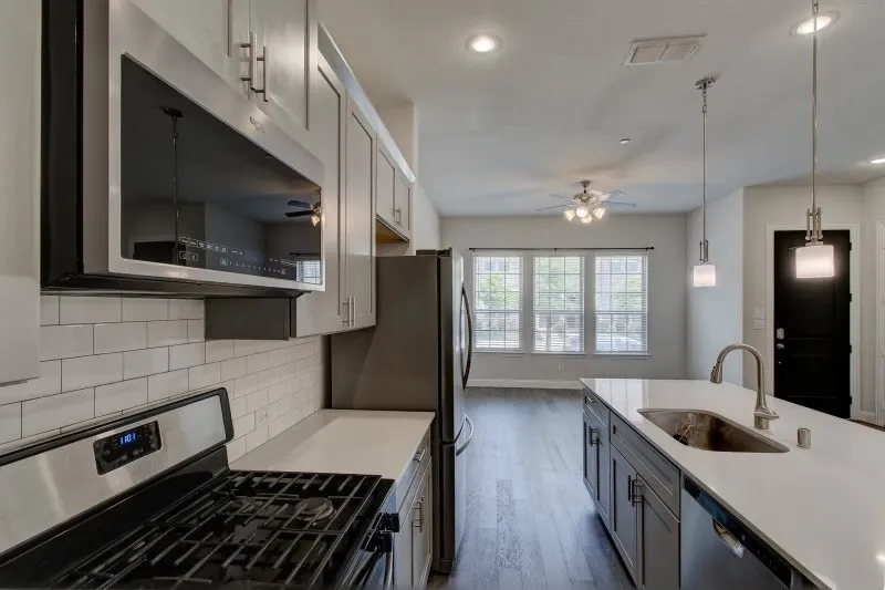 1564 Windermere Way Farmers Branch, TX 75234