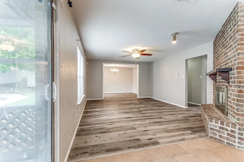408 Windwood Court Azle, TX 76020