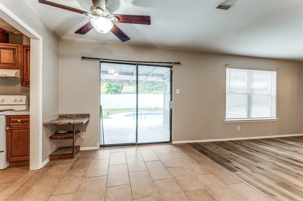 408 Windwood Court Azle, TX 76020