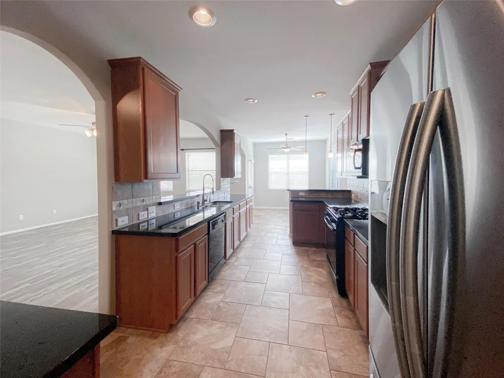 6227 Carnaby Lane Rosenberg, TX 77471