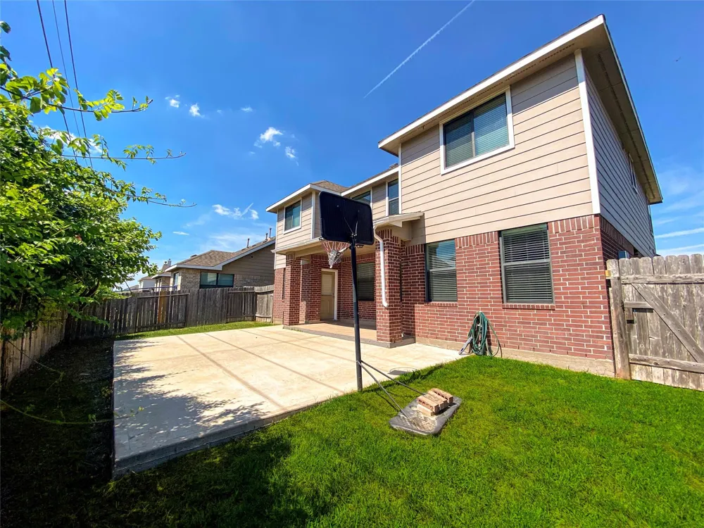 6227 Carnaby Lane Rosenberg, TX 77471