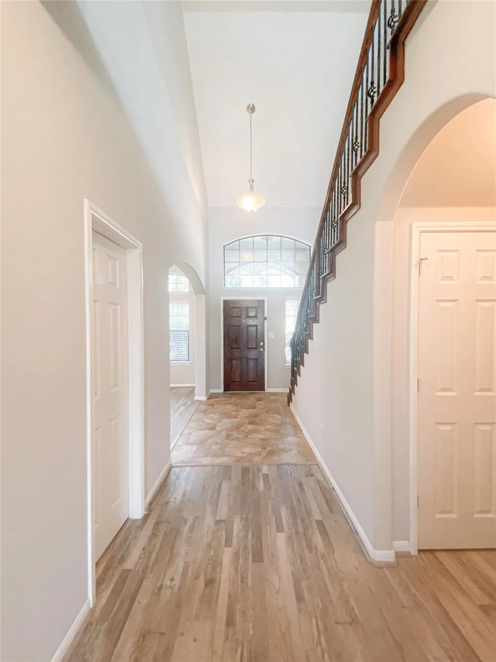 6227 Carnaby Lane Rosenberg, TX 77471