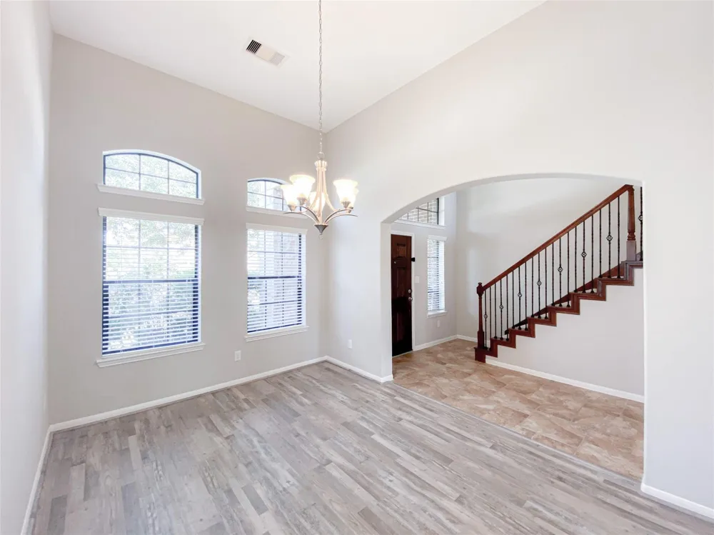 6227 Carnaby Lane Rosenberg, TX 77471