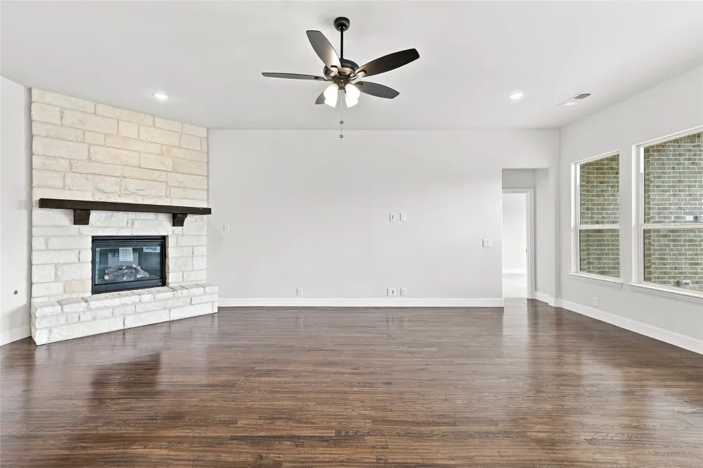1430 Colorado Road Van Alstyne, TX 75495