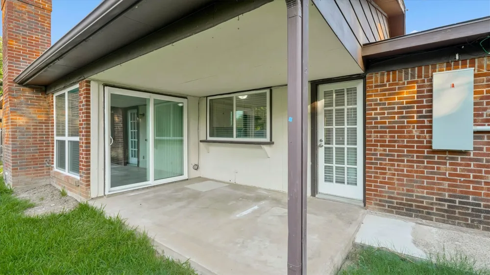 1500 High Ridge Road Benbrook, TX 76126