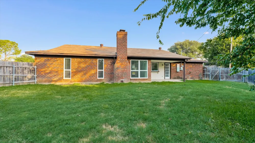 1500 High Ridge Road Benbrook, TX 76126