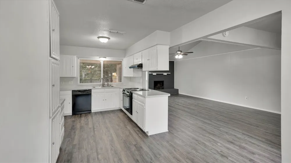 1500 High Ridge Road Benbrook, TX 76126