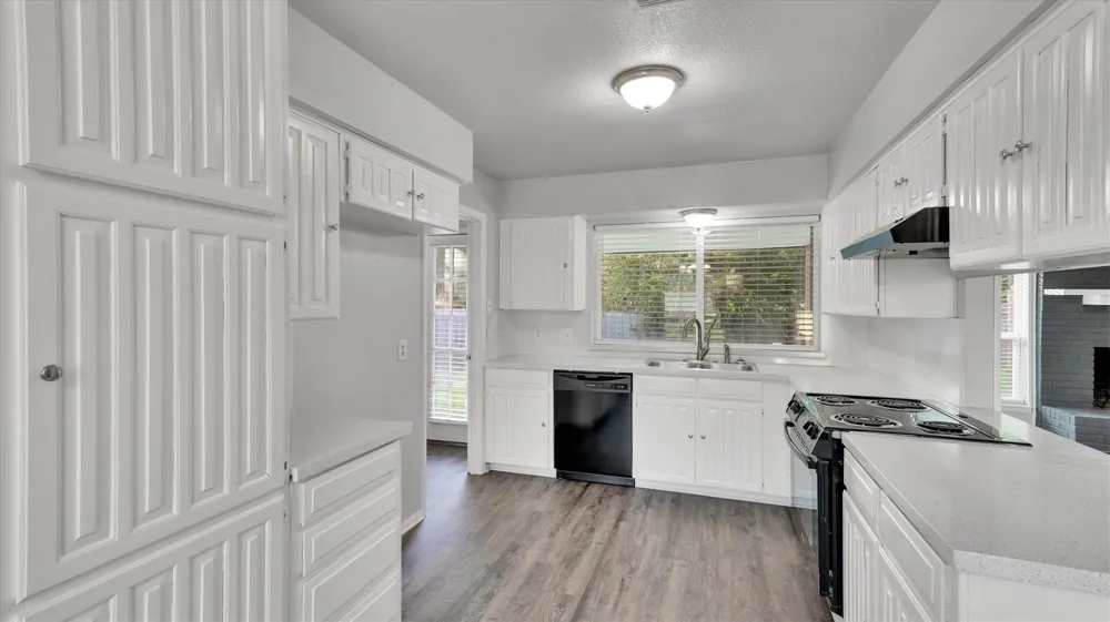 1500 High Ridge Road Benbrook, TX 76126