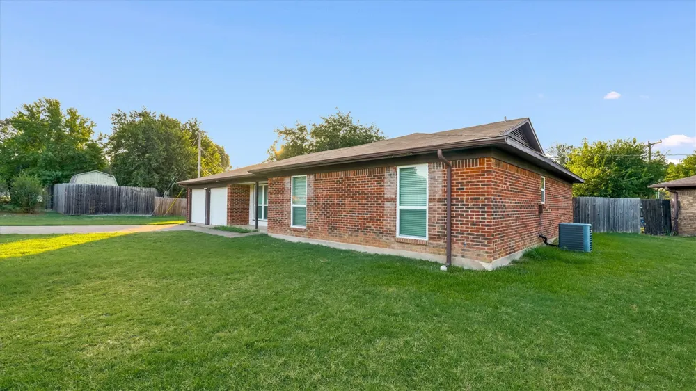 1500 High Ridge Road Benbrook, TX 76126