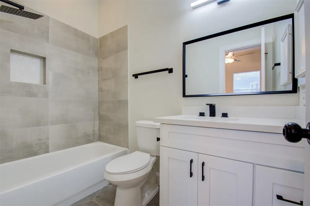 1733 Tuam Street Houston, TX 77004