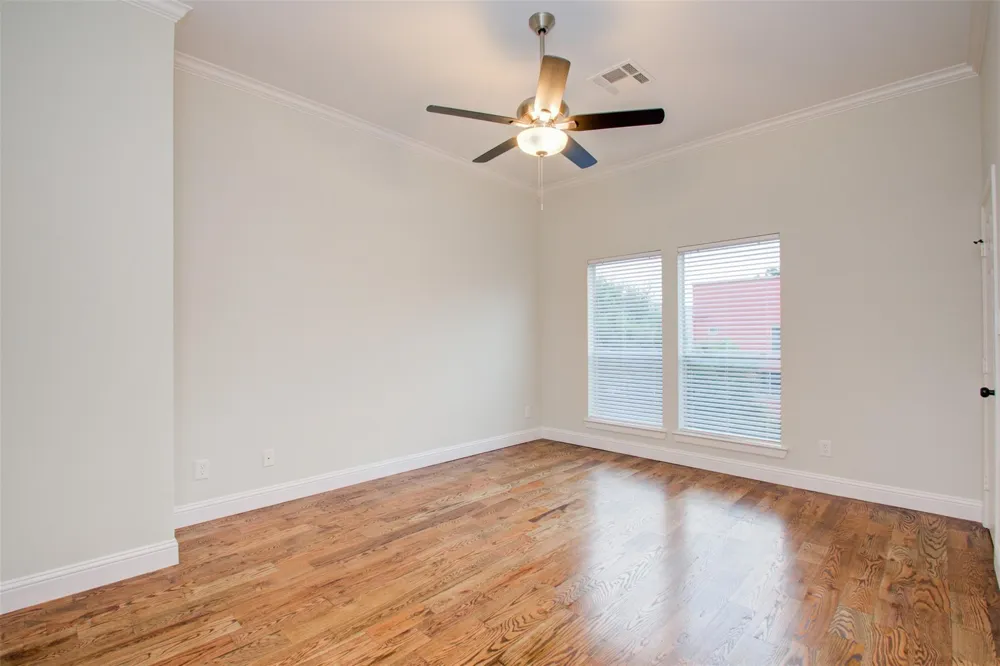1733 Tuam Street Houston, TX 77004