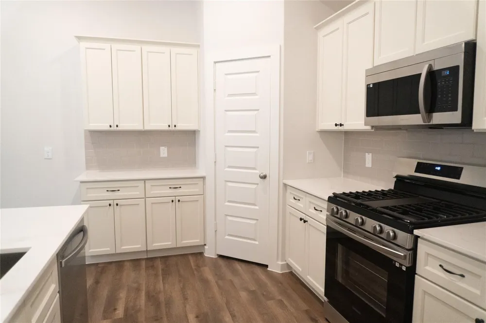 85 Road 51030 Cleveland, TX 77327