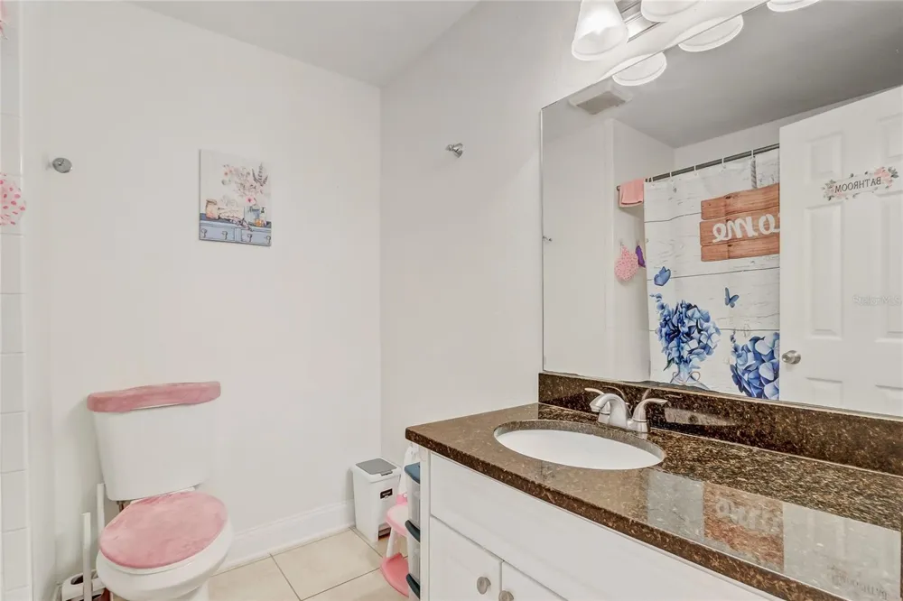 8691 CONTOURA DRIVE Orlando, FL 32810