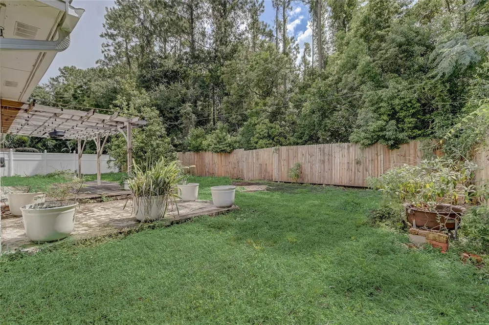 8691 CONTOURA DRIVE Orlando, FL 32810