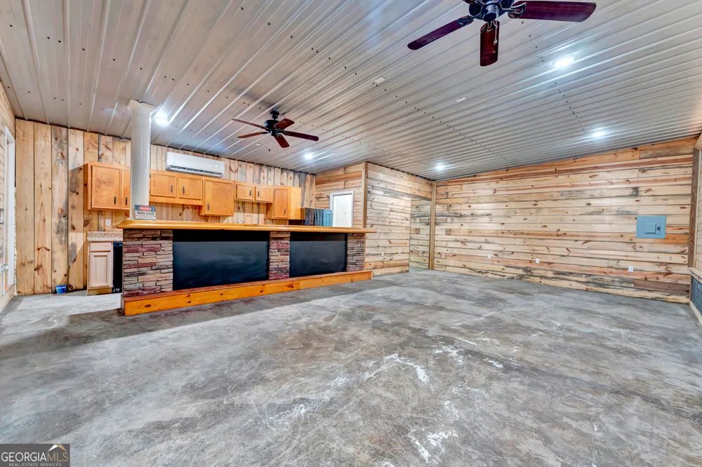 1039 Womack RD N Garfield, GA 30425