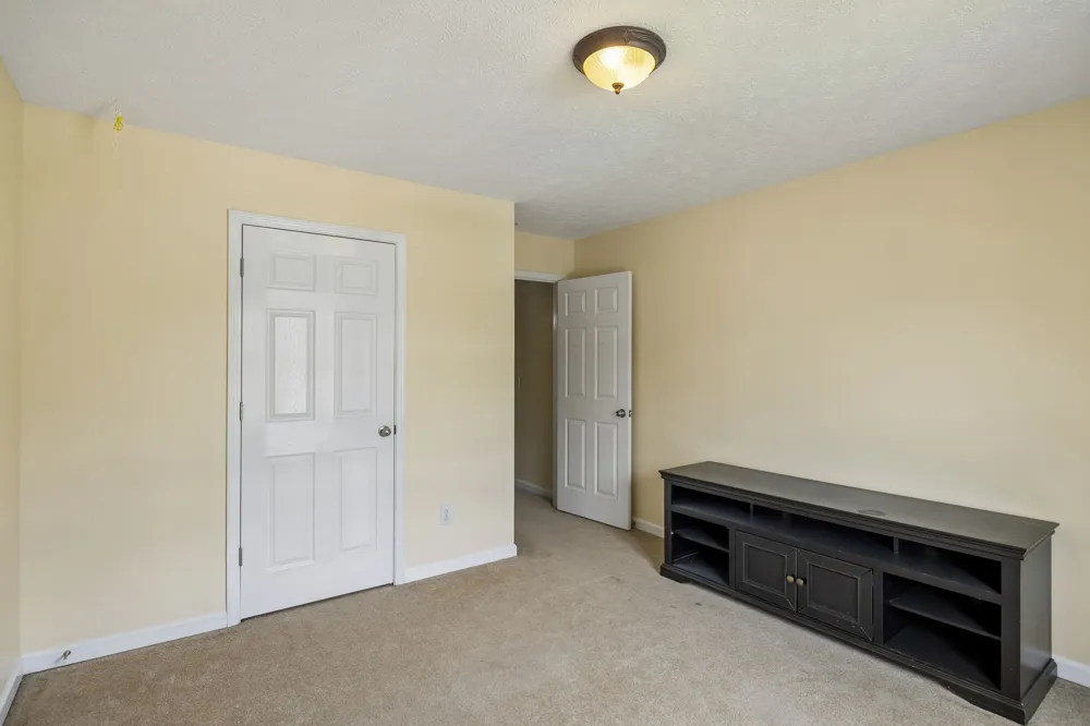 1296 Blairfield Dr Antioch, TN 37013