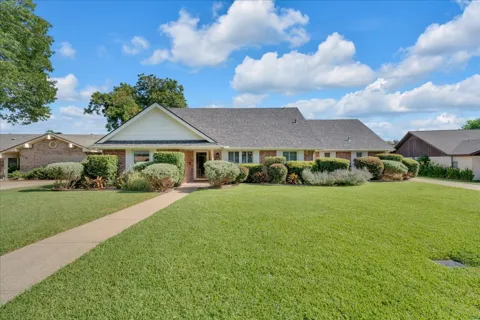 4412 Fiesta Circle E