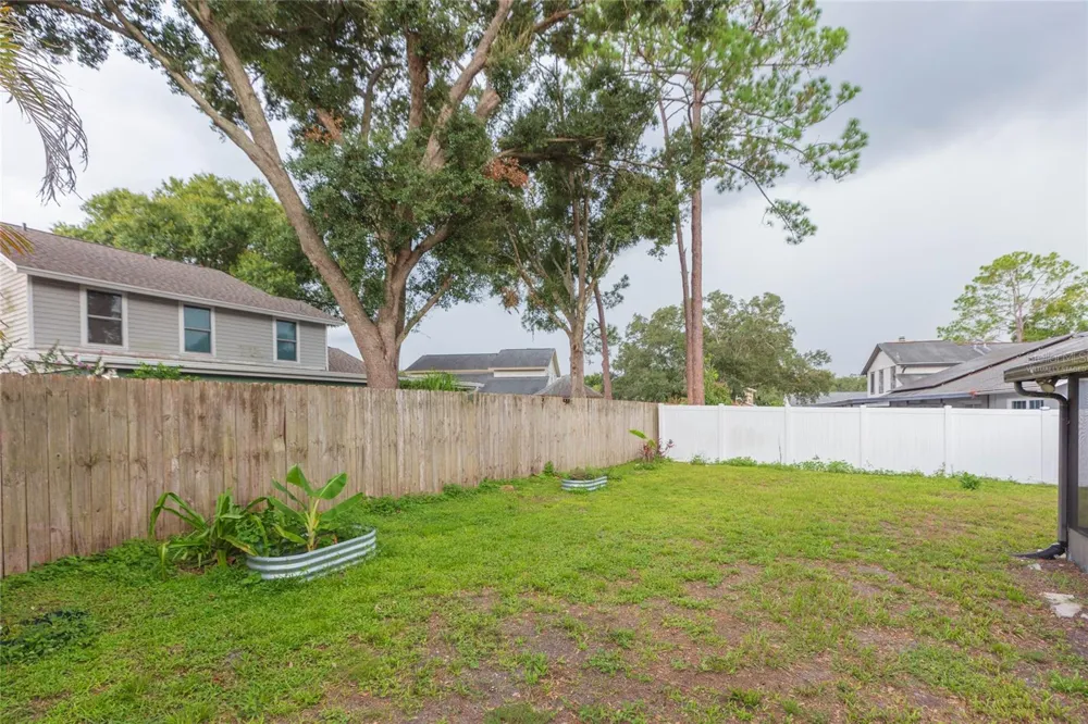 2705 LAKEVILLE DRIVE Tampa, FL 33618