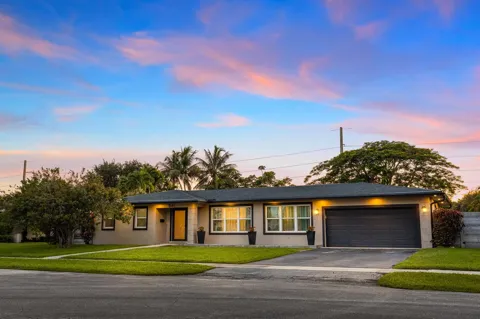 841 NW 75TH TERRACE
