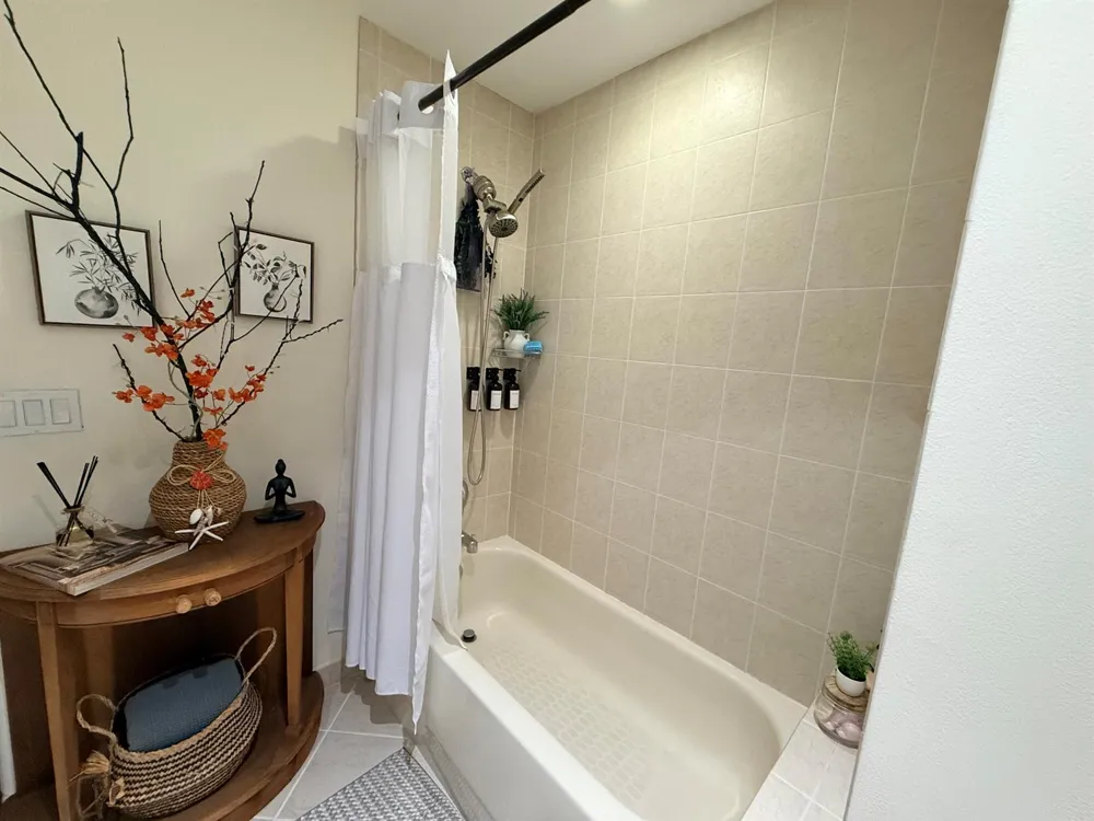 3055 NW 126TH AVENUE #309 Sunrise, FL 33323