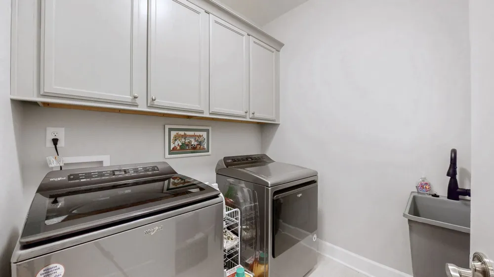 2460 Stonecenter Ln Murfreesboro, TN 37128