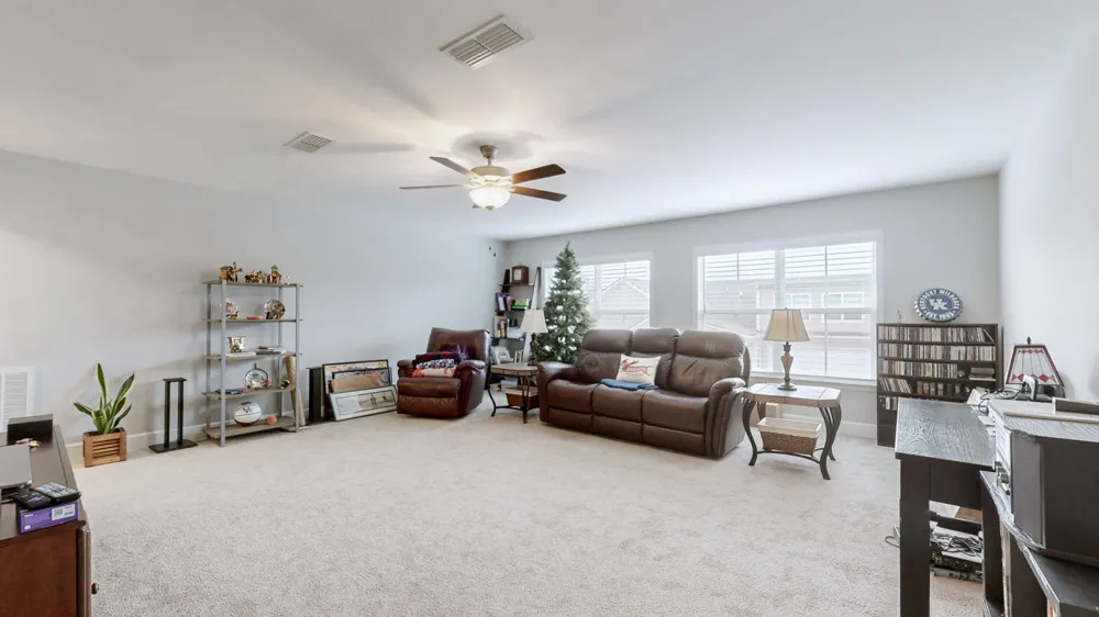 2460 Stonecenter Ln Murfreesboro, TN 37128