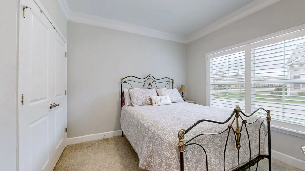 2460 Stonecenter Ln Murfreesboro, TN 37128
