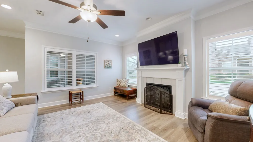 2460 Stonecenter Ln Murfreesboro, TN 37128