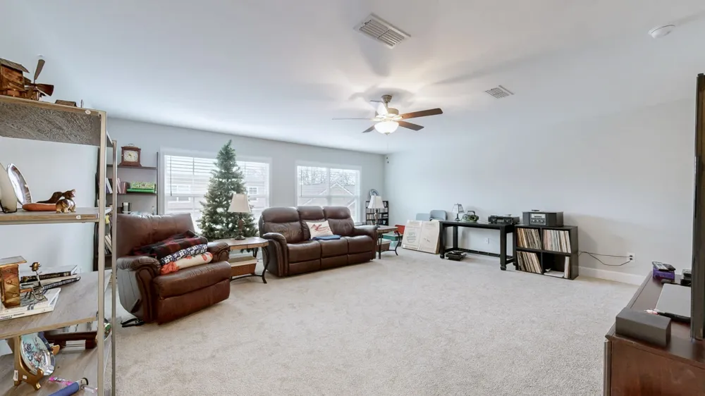 2460 Stonecenter Ln Murfreesboro, TN 37128