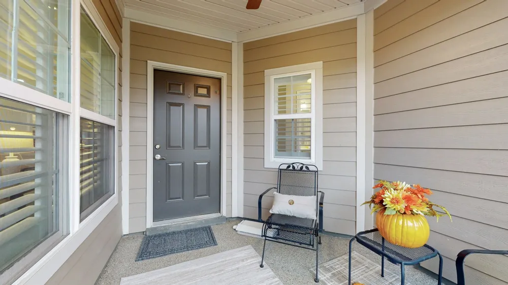 2460 Stonecenter Ln Murfreesboro, TN 37128