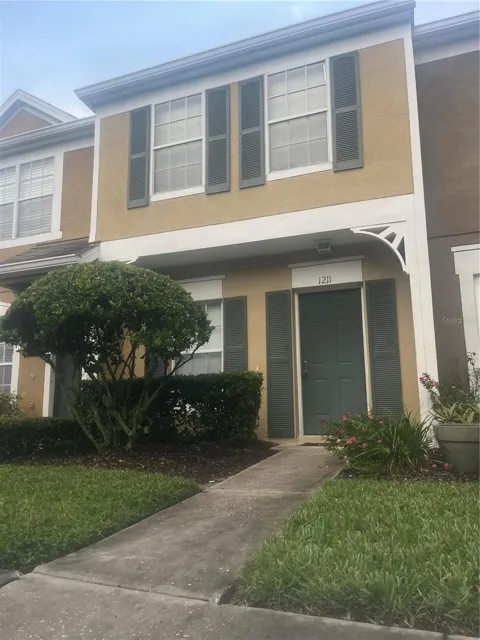1211 KENNEWICK COURT