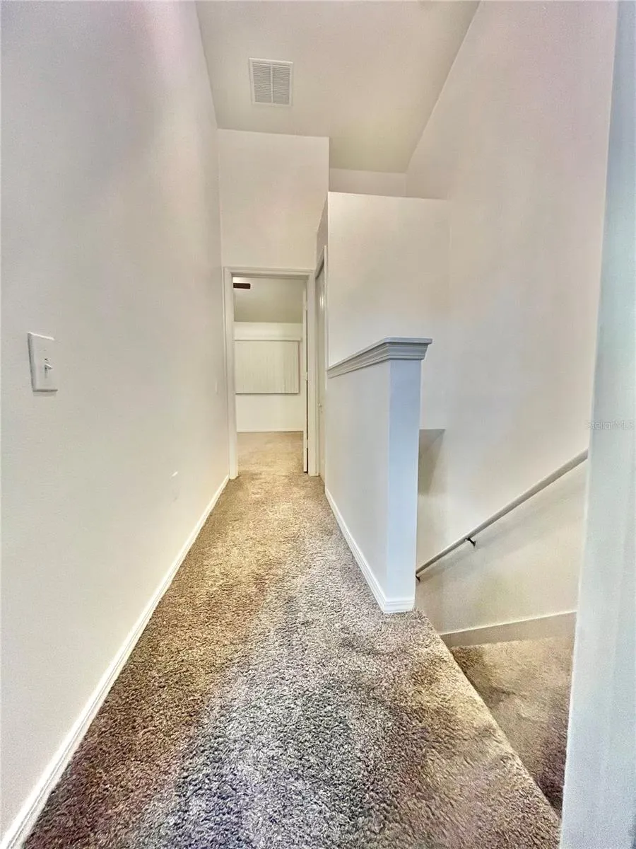 1211 KENNEWICK COURT Wesley Chapel, FL 33543