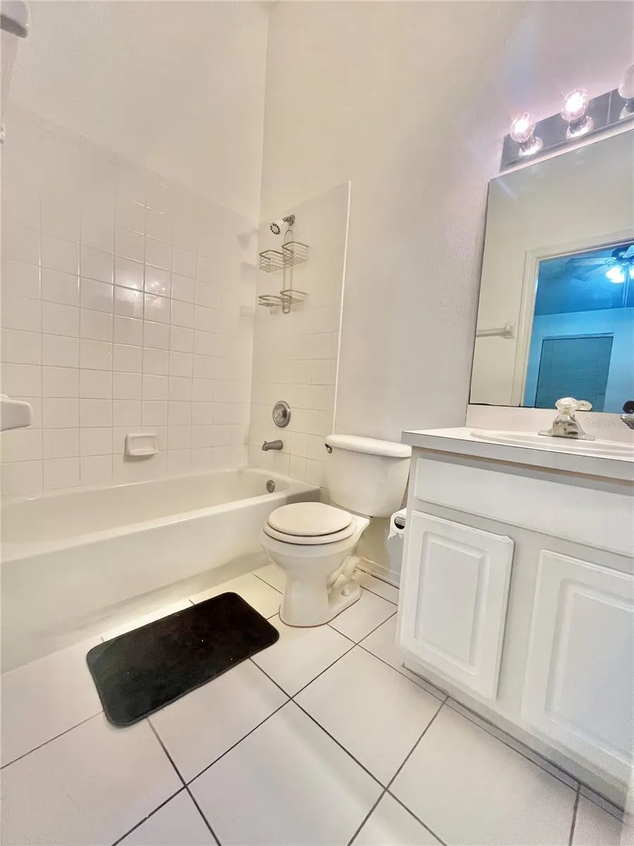 1211 KENNEWICK COURT Wesley Chapel, FL 33543
