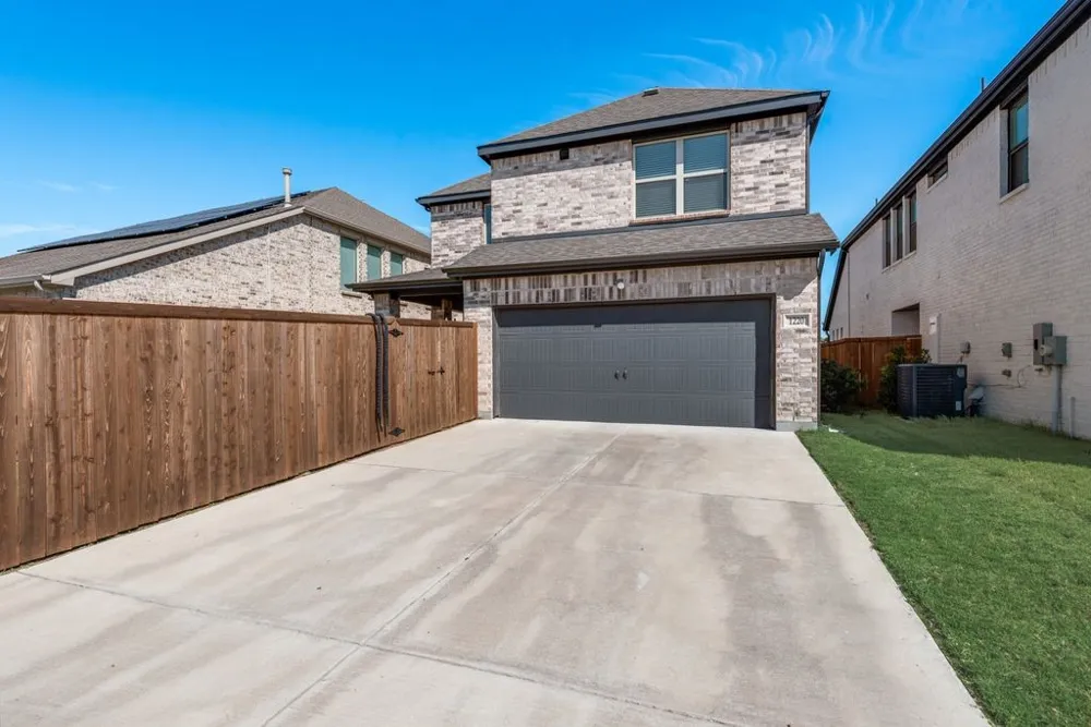 1220 Canuela Way Justin, TX 76247