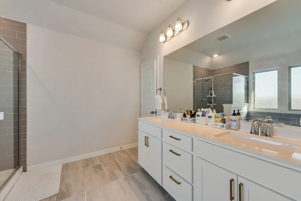 1220 Canuela Way Justin, TX 76247