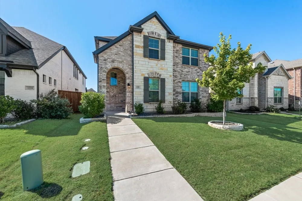 1220 Canuela Way Justin, TX 76247