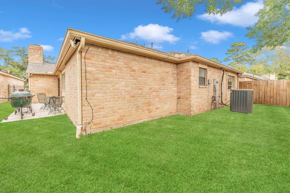6603 Pauma Drive Houston, TX 77069