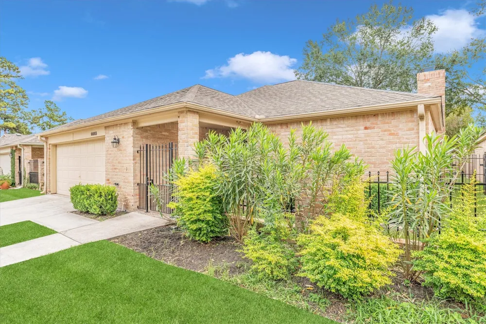 6603 Pauma Drive Houston, TX 77069