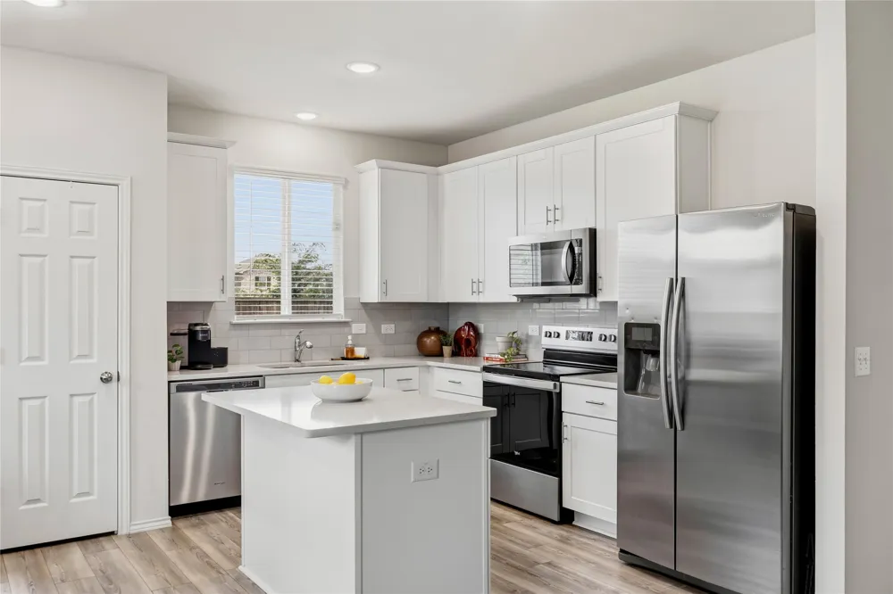1145 Vernon Drive Aubrey, TX 76227