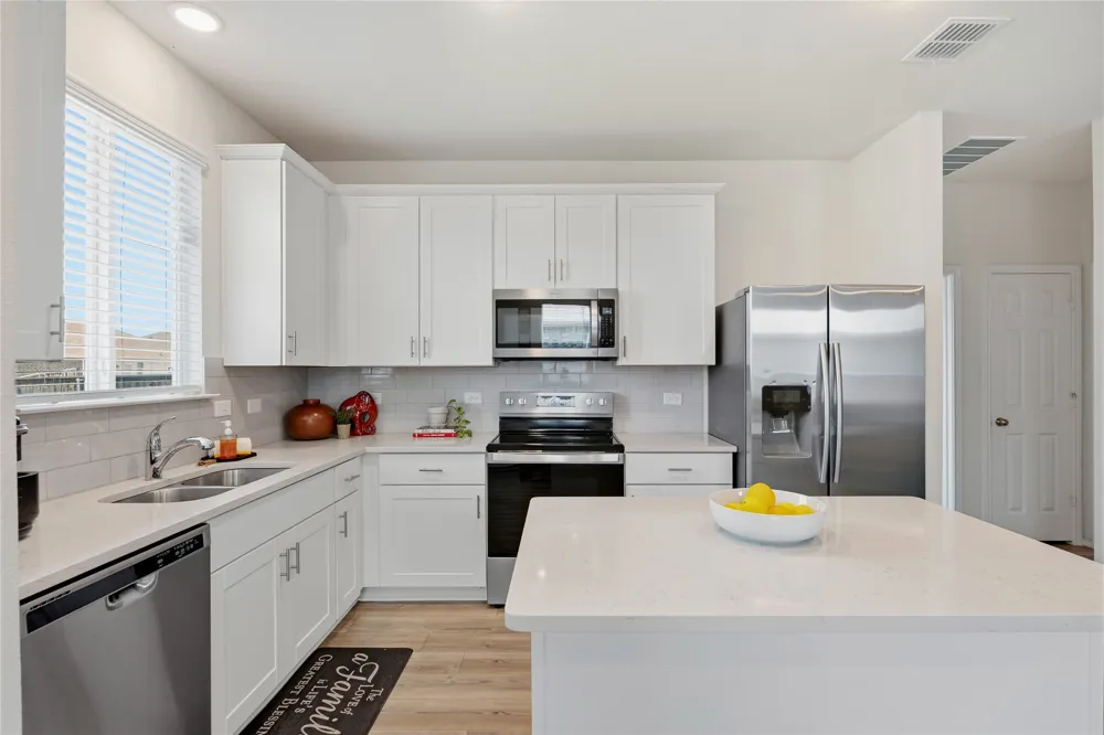 1145 Vernon Drive Aubrey, TX 76227